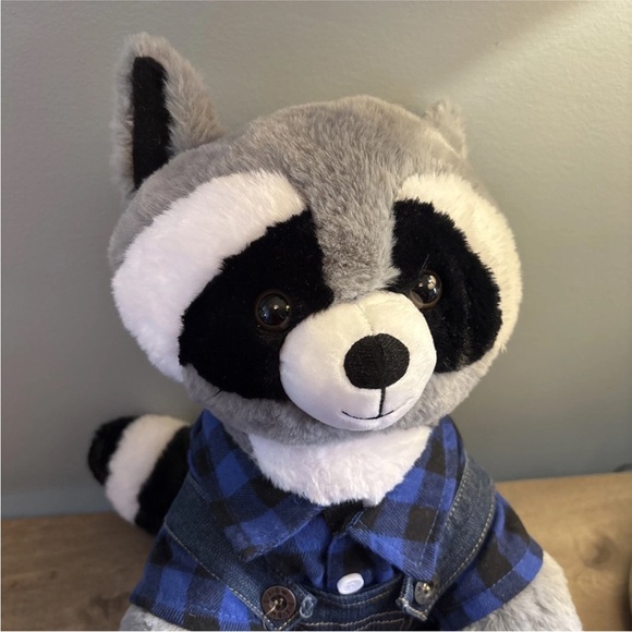 Build A Bear Gray And Black Racoon Plush With Lumberjack Outfit - Picture 5 of 7